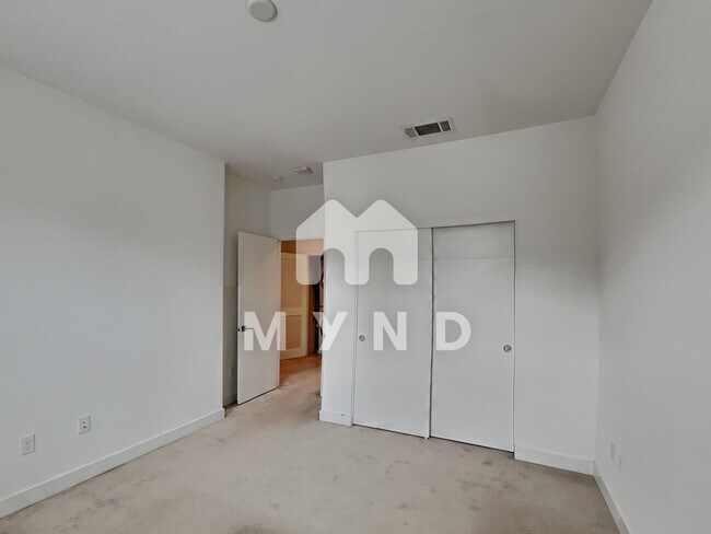 Building Photo - 1433 Pullman Way