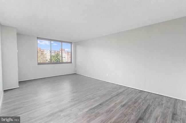Building Photo - 5500 Holmes Run Pkwy