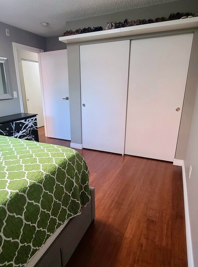 Building Photo - 17430 Ambaum Blvd S