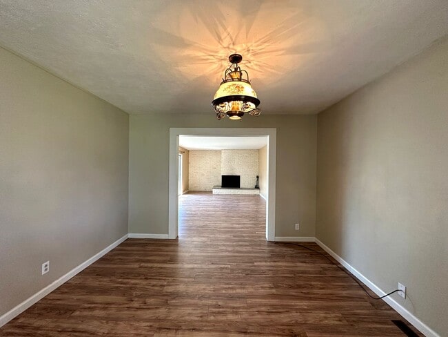 Building Photo - Cutest 3-Bedroom House with Covered Back Patio + Bonus Storage/Office!