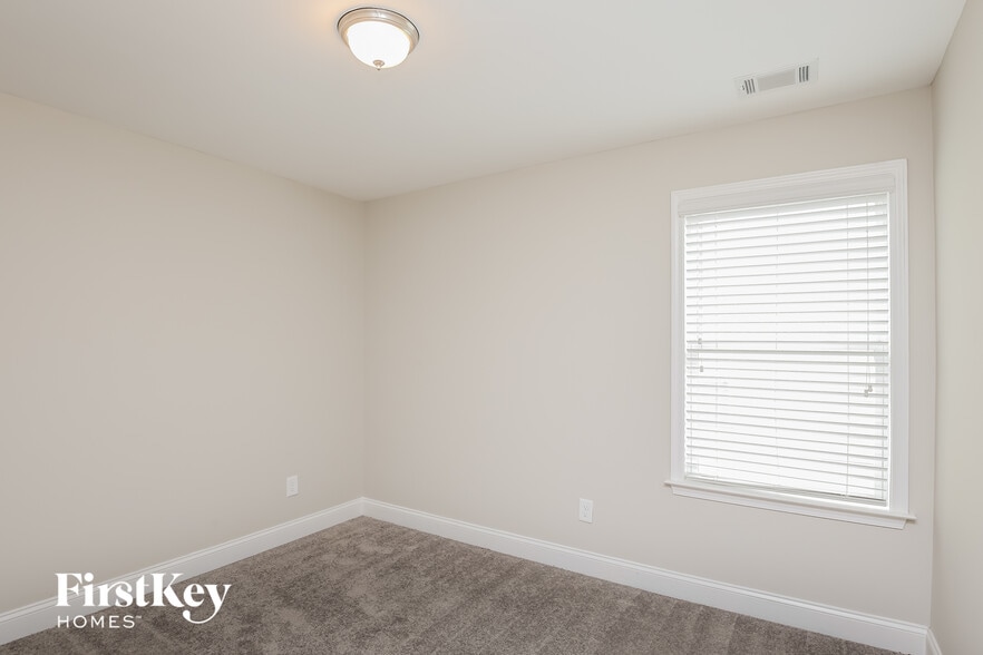 Building Photo - 4309 Yonah Park