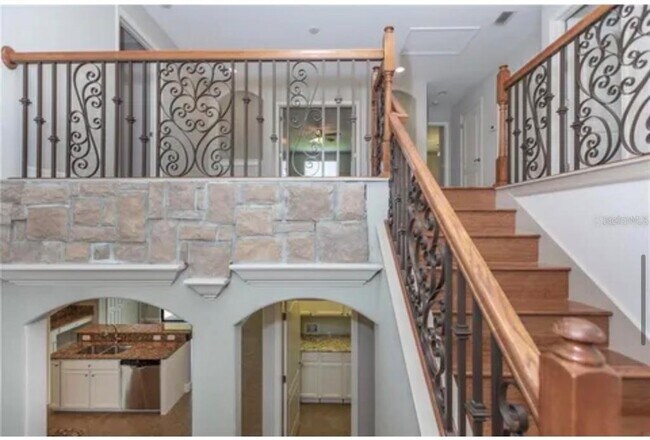 Building Photo - 6914 Quiet Creek Dr