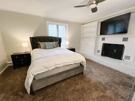 Building Photo - 316 Castle Rd