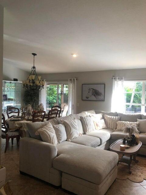 Building Photo - 590 Juniper Pl