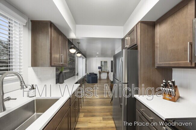 Building Photo - 8428 Woodhaven Dr SW