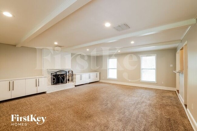Building Photo - 25603 Pecan Valley Cir