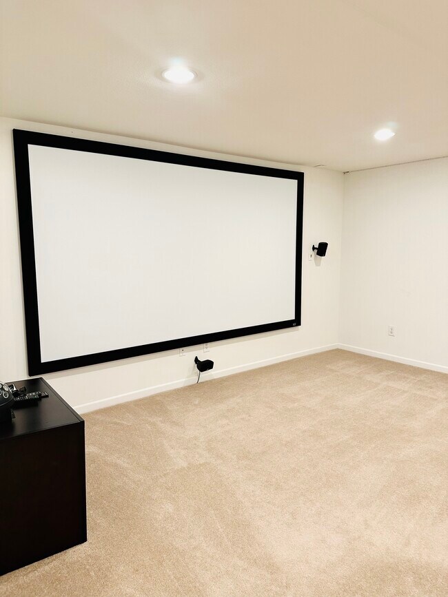 Building Photo - 16207 S St