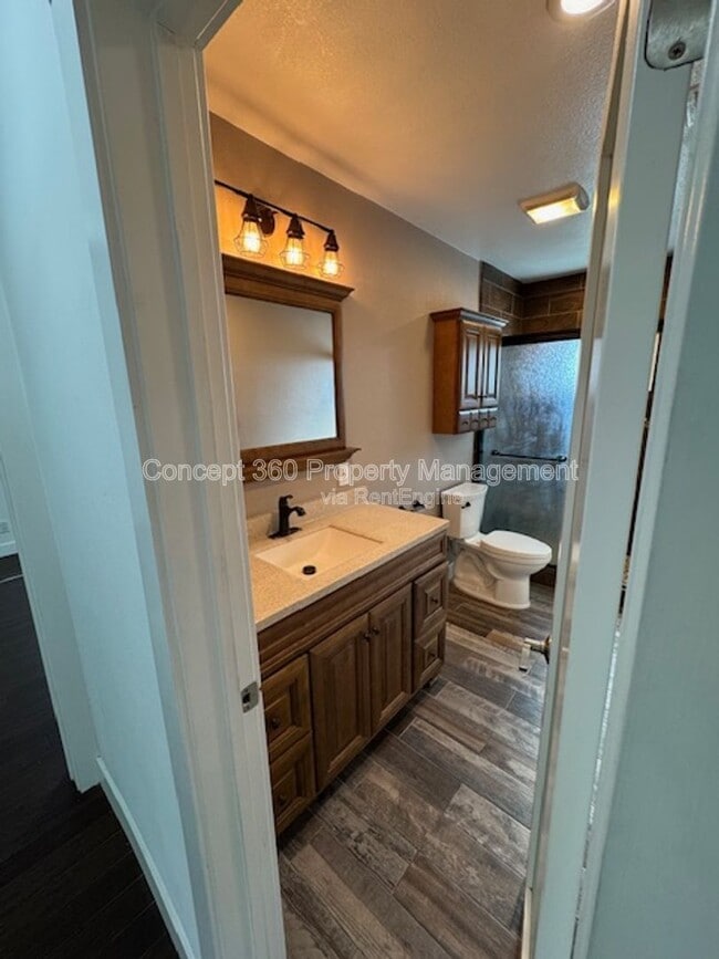 Building Photo - 13646 Verdura Ave