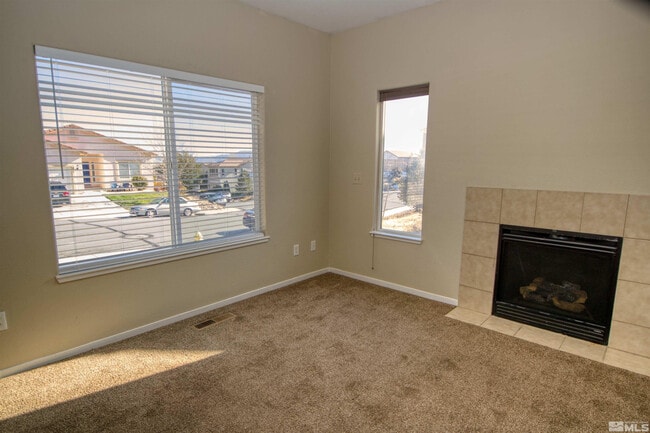 Building Photo - 3363 Fairway Ct