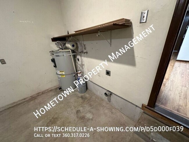 Building Photo - 2 Bedroom 1 Bath Duplex in Hawks Prairie. ...