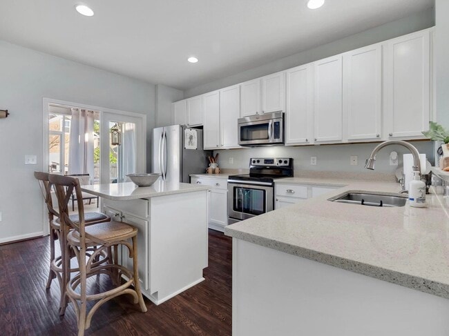 Building Photo - 2436 Rain Lily Way