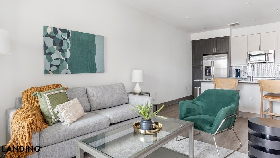 Building Photo - 2650 S McDonald St