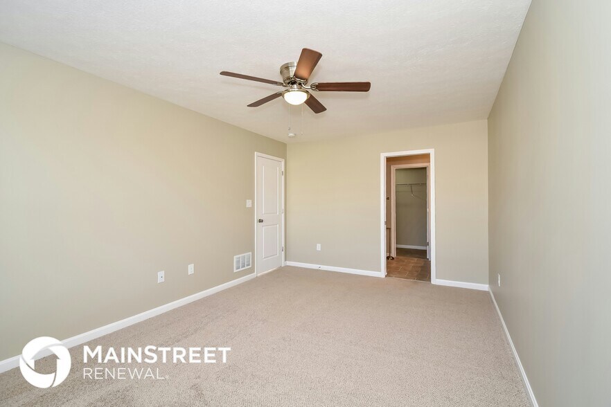 Building Photo - 10613 Evanwood Dr