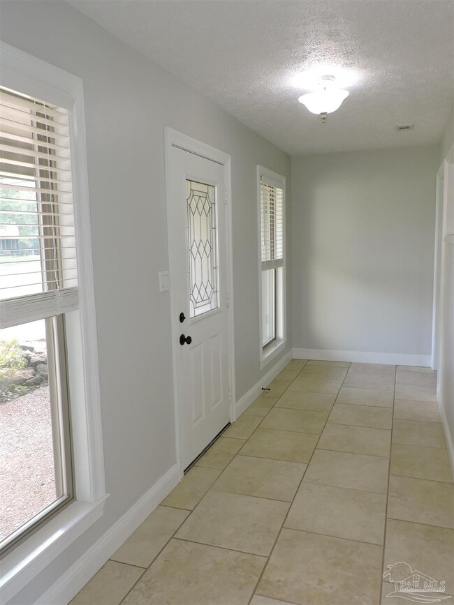 Building Photo - 3890 Sail Wind Dr