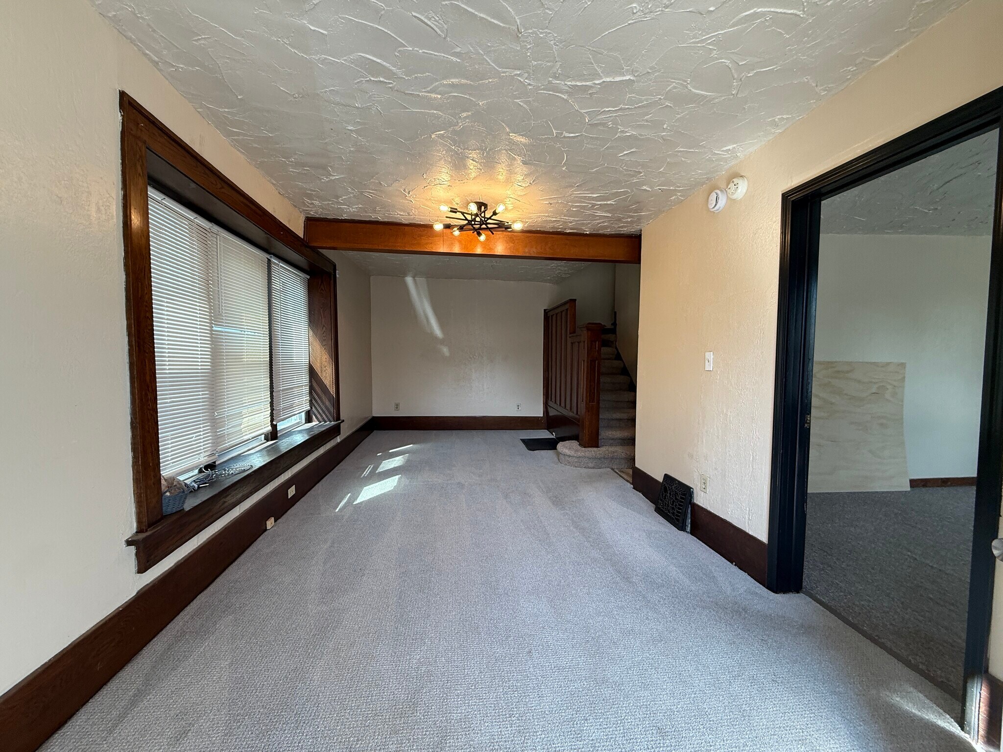 Living/Dining - 339 Power St