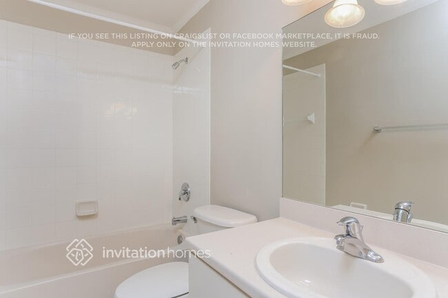 Building Photo - 3339 Blue Fin Dr