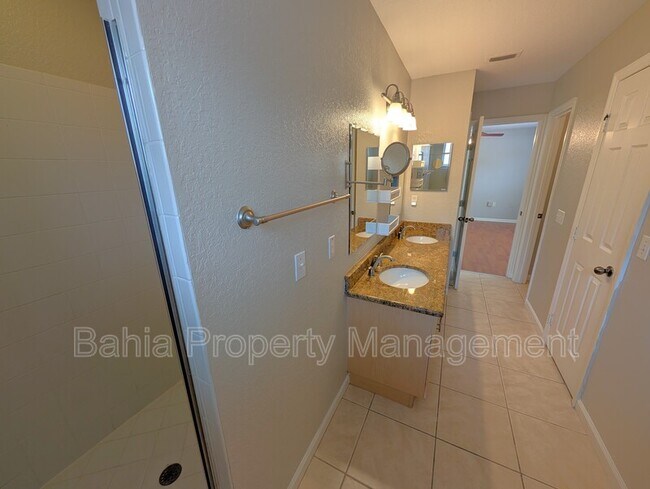 Building Photo - 6212 Ashbury Palms Dr