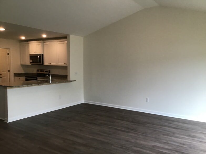 Building Photo - 1208 Dogwood Neck Dr