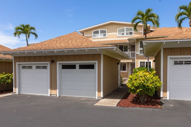 Building Photo - Furnished 2 Bedroom Condo in Town!