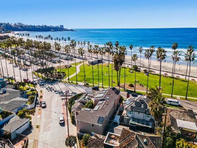 Building Photo - Stunning, Luxury La Jolla Shores Location with Panoramic Ocean Views!!