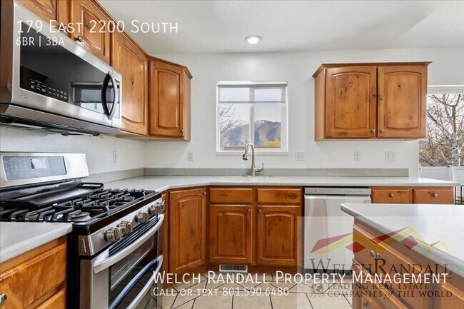 Building Photo - 179 E 2200 S