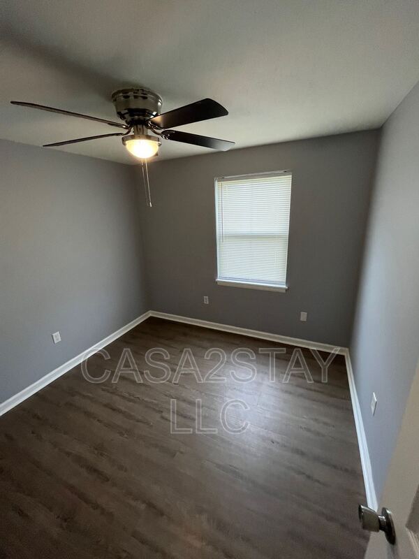 Building Photo - 4805 Saddlebrook Ln