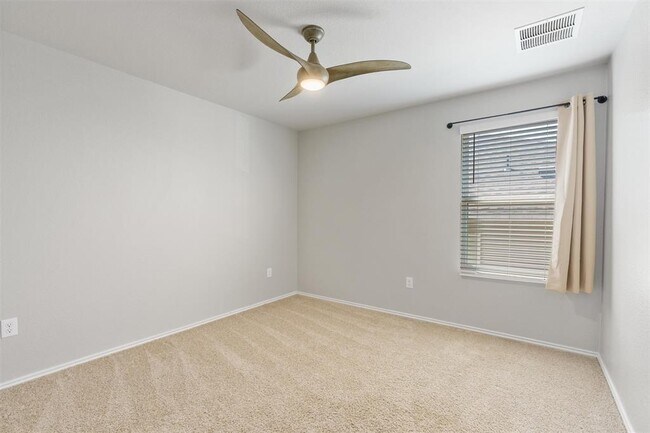 Building Photo - 6021 Roderick Dr