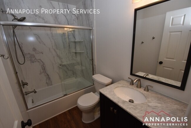 Building Photo - 2808 Traxler Ct