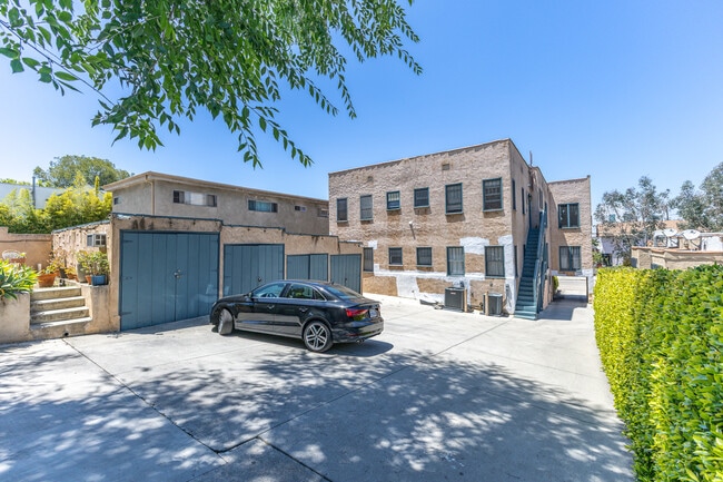 Building Photo - 650 Maltman Ave