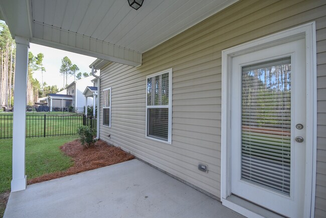 Building Photo - 67 Timber Skip Dr