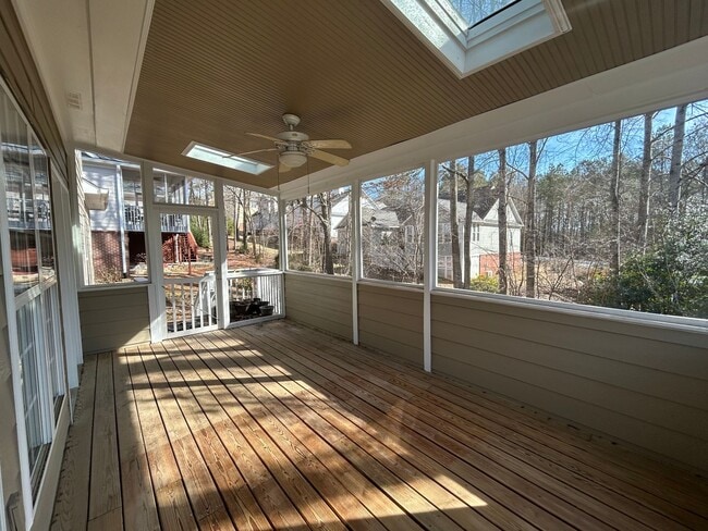 Building Photo - **ASK HOW YOU CAN MOVE IN WITH NO SECURITY DEPOSIT**111 Hanbury Lane - 4 BD, 2.5 BA Home in the A...