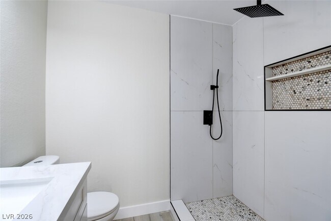 Building Photo - 4401 Vía Torino