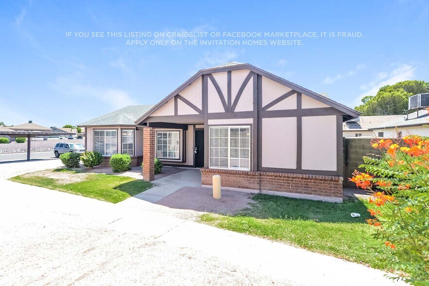 Primary Photo - 1055 N Recker Rd