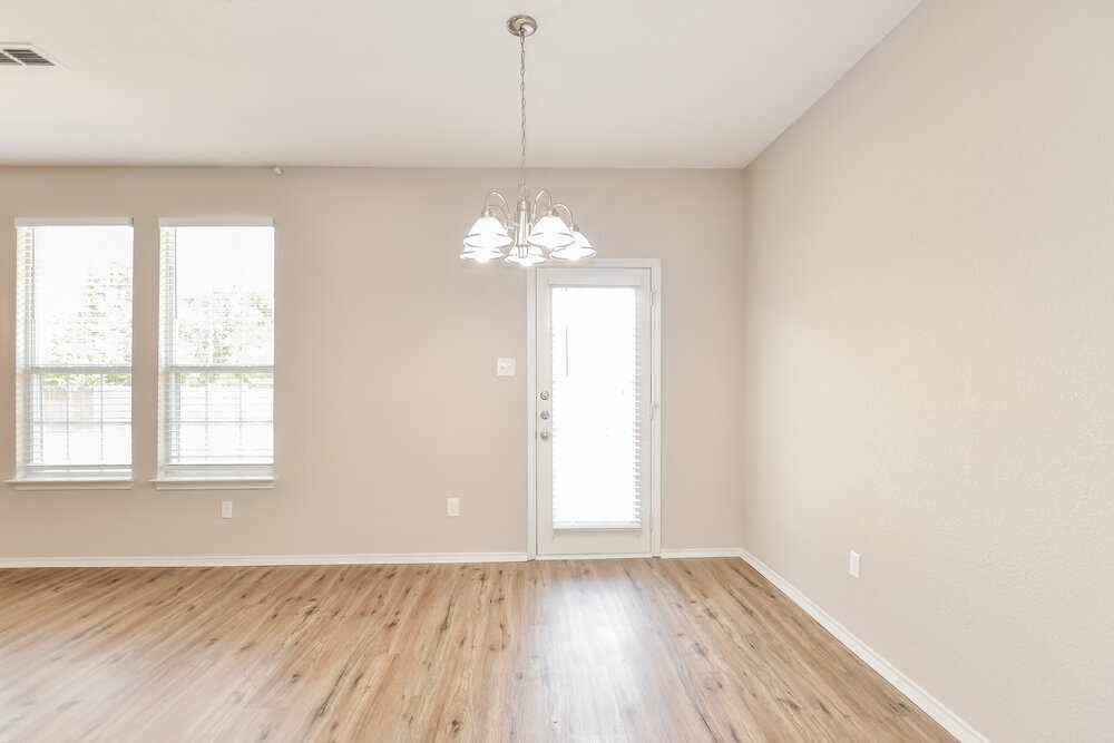 Building Photo - 3686 Juniper Hills Dr