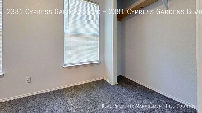 Building Photo - 2381 Cypress Gardens Blvd