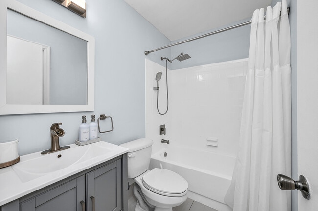 Building Photo - 3811 Arelia Dr