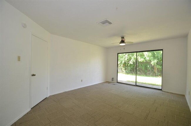 Building Photo - 19510 Westhaven Dr