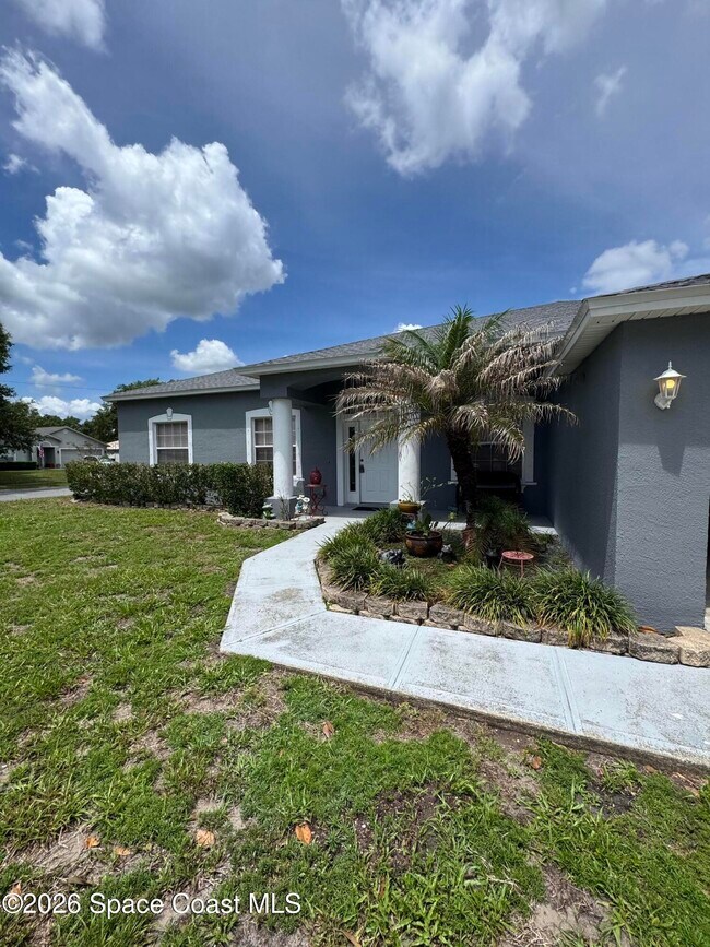 Building Photo - 3315 Casi Dr