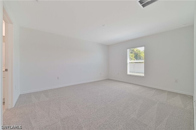 Building Photo - 2901 SW 18th Pl