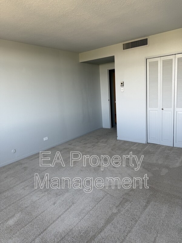 Building Photo - 1331 Park Ave SW