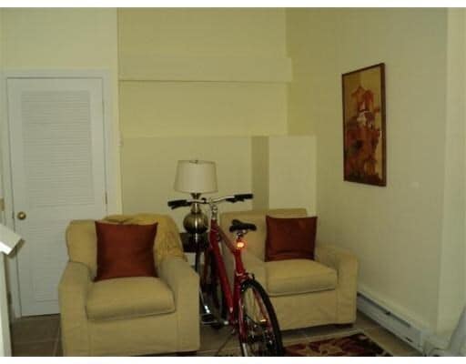 Building Photo - 40 Tisdale Dr