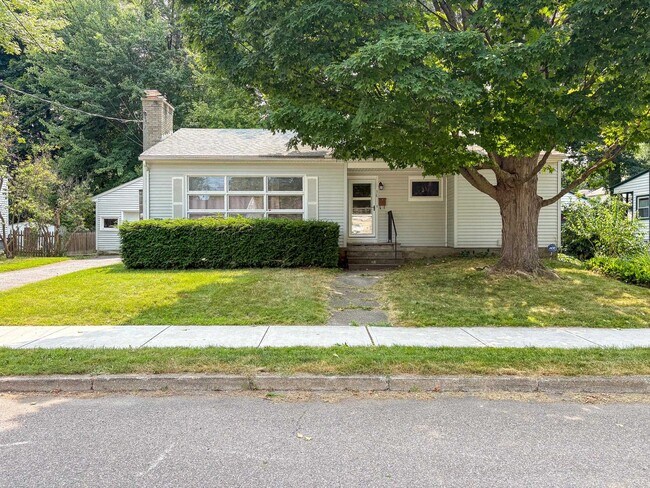 Building Photo - 38 Marshall Dr