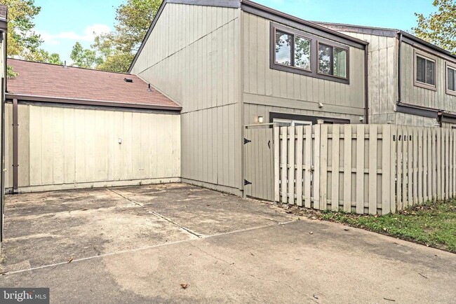 Building Photo - 3138 Babashaw Ct