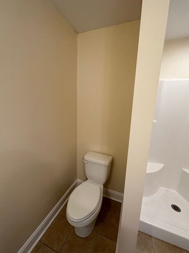 Building Photo - 789 Spence Dr