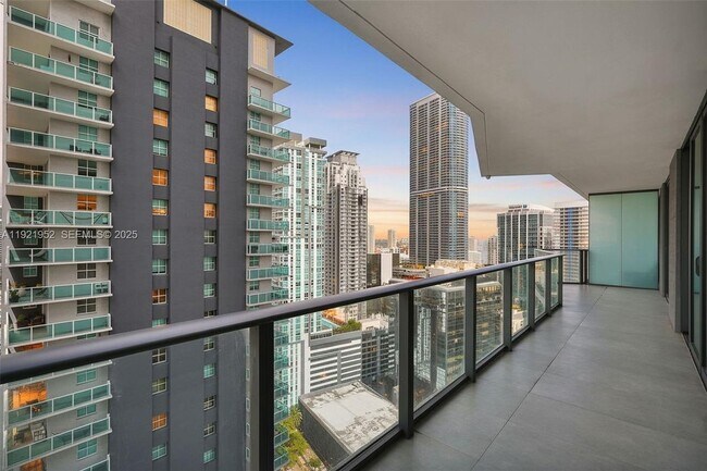 Building Photo - 1300 S Miami Ave