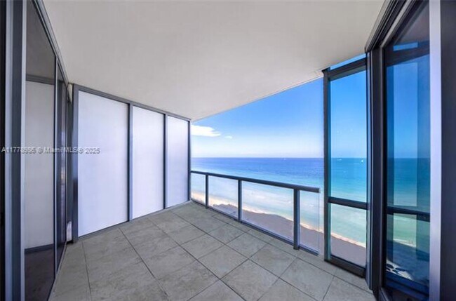 Building Photo - 17121 Collins Ave