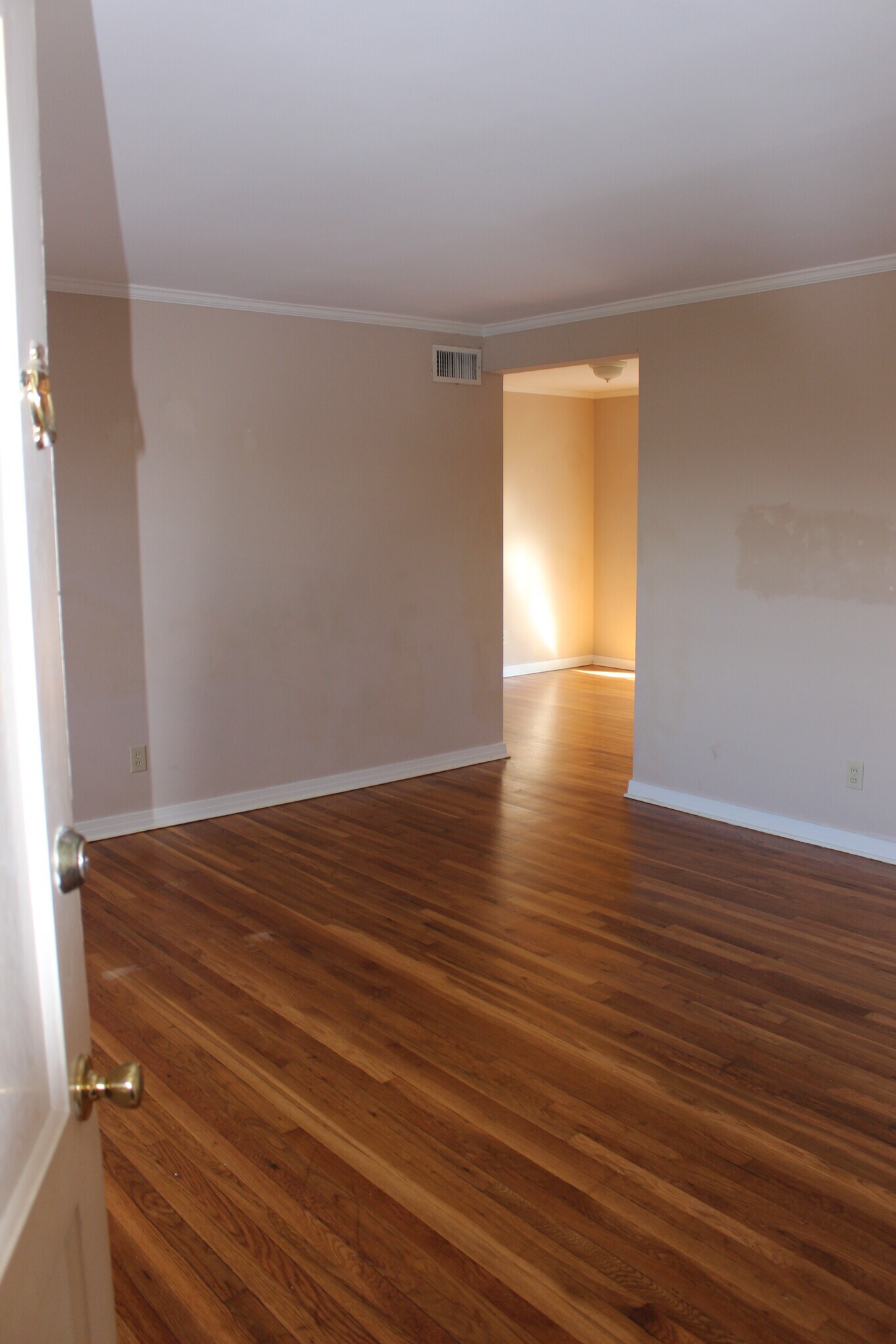 Building Photo - 1208 34th St S