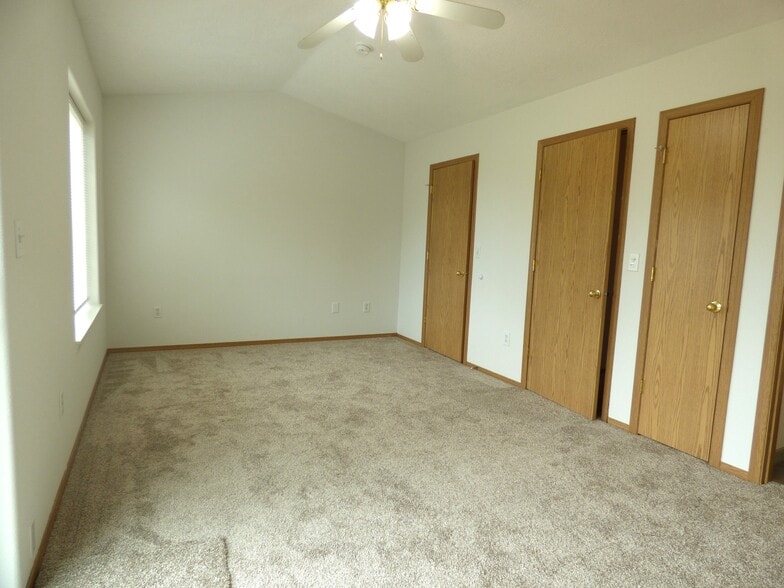 Building Photo - 104 Rice Ln