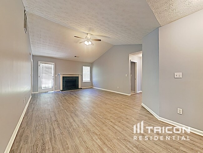 Building Photo - 2340 Amber Hills Way