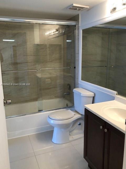 Building Photo - 7601 E Treasure Dr